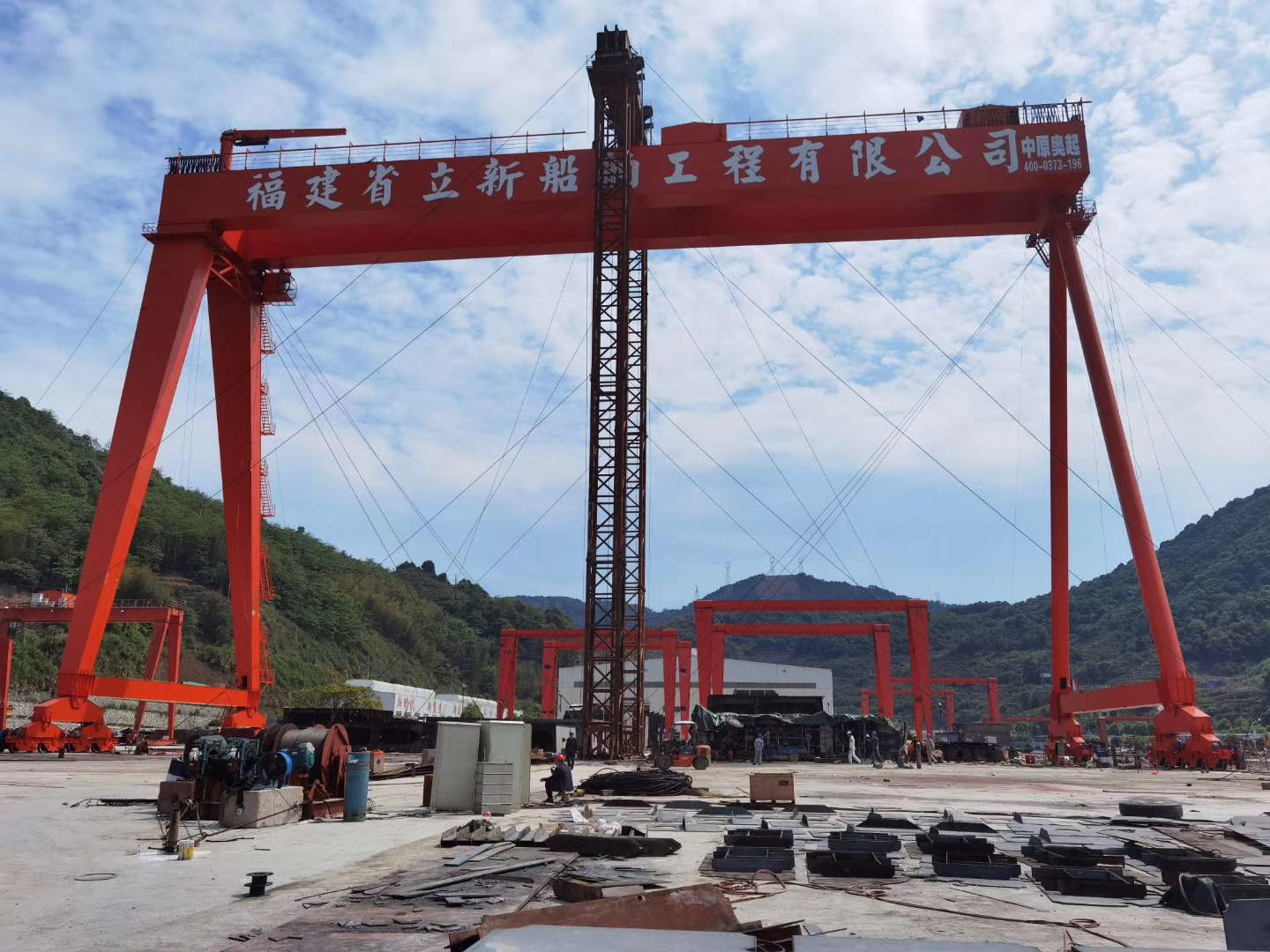 福建省立新船舶工程有限公司260T造船门式起重机